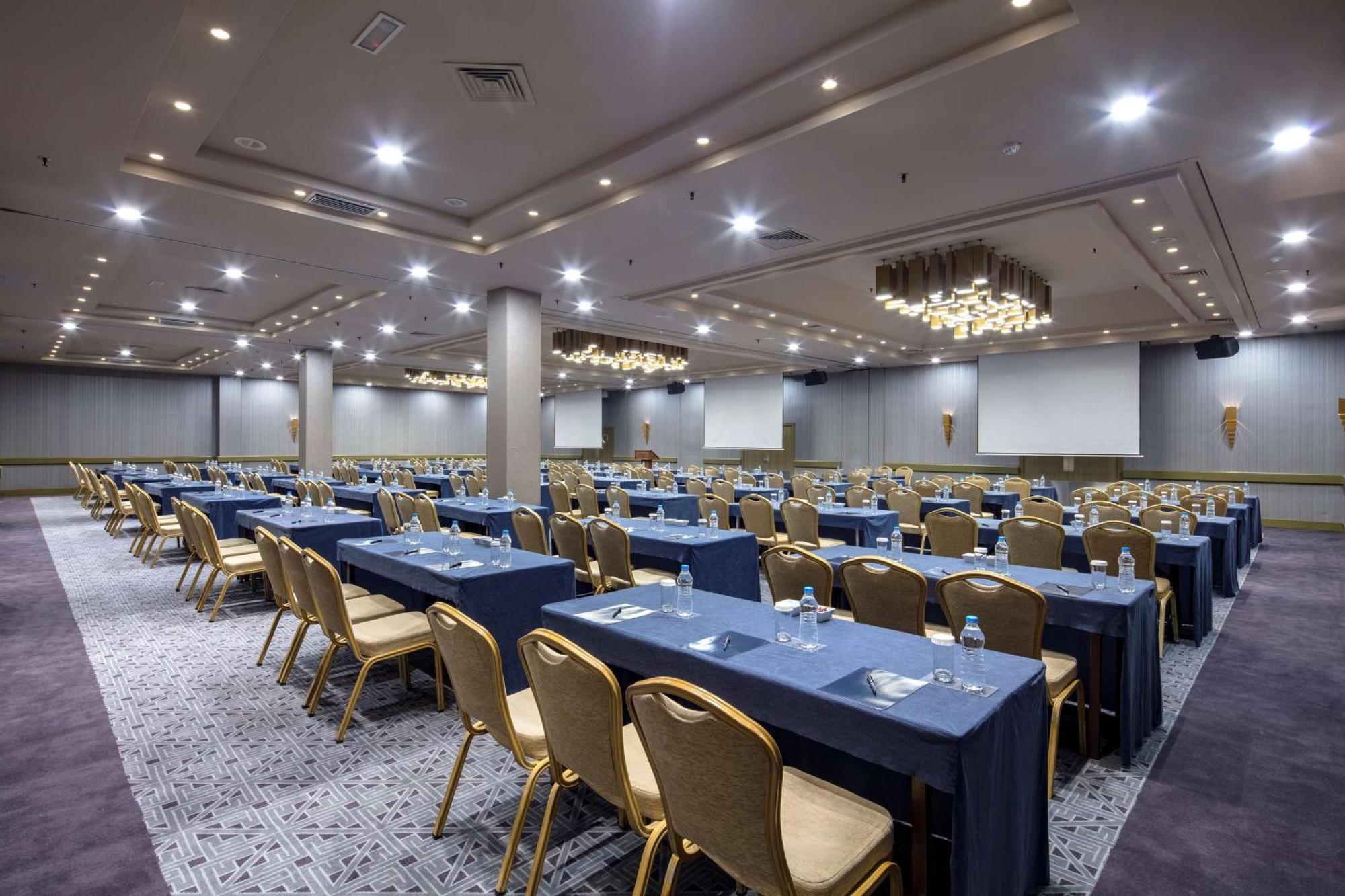 Mersin Hiltonsa מראה חיצוני תמונה
