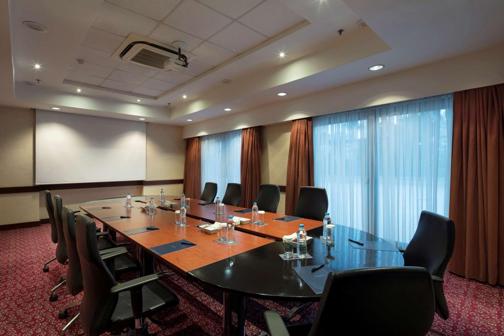 Mersin Hiltonsa מראה חיצוני תמונה