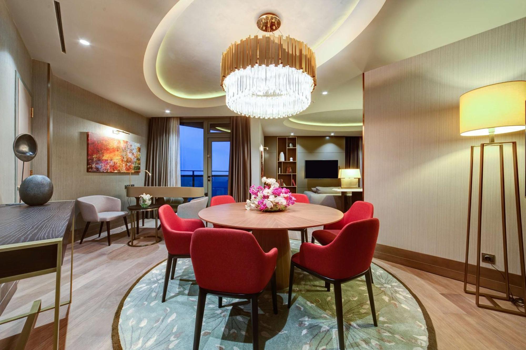Mersin Hiltonsa מראה חיצוני תמונה