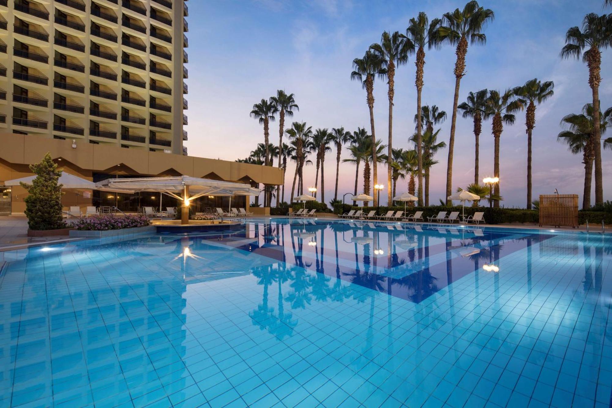 Mersin Hiltonsa מראה חיצוני תמונה